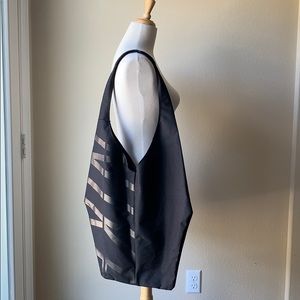 nike effortless tote